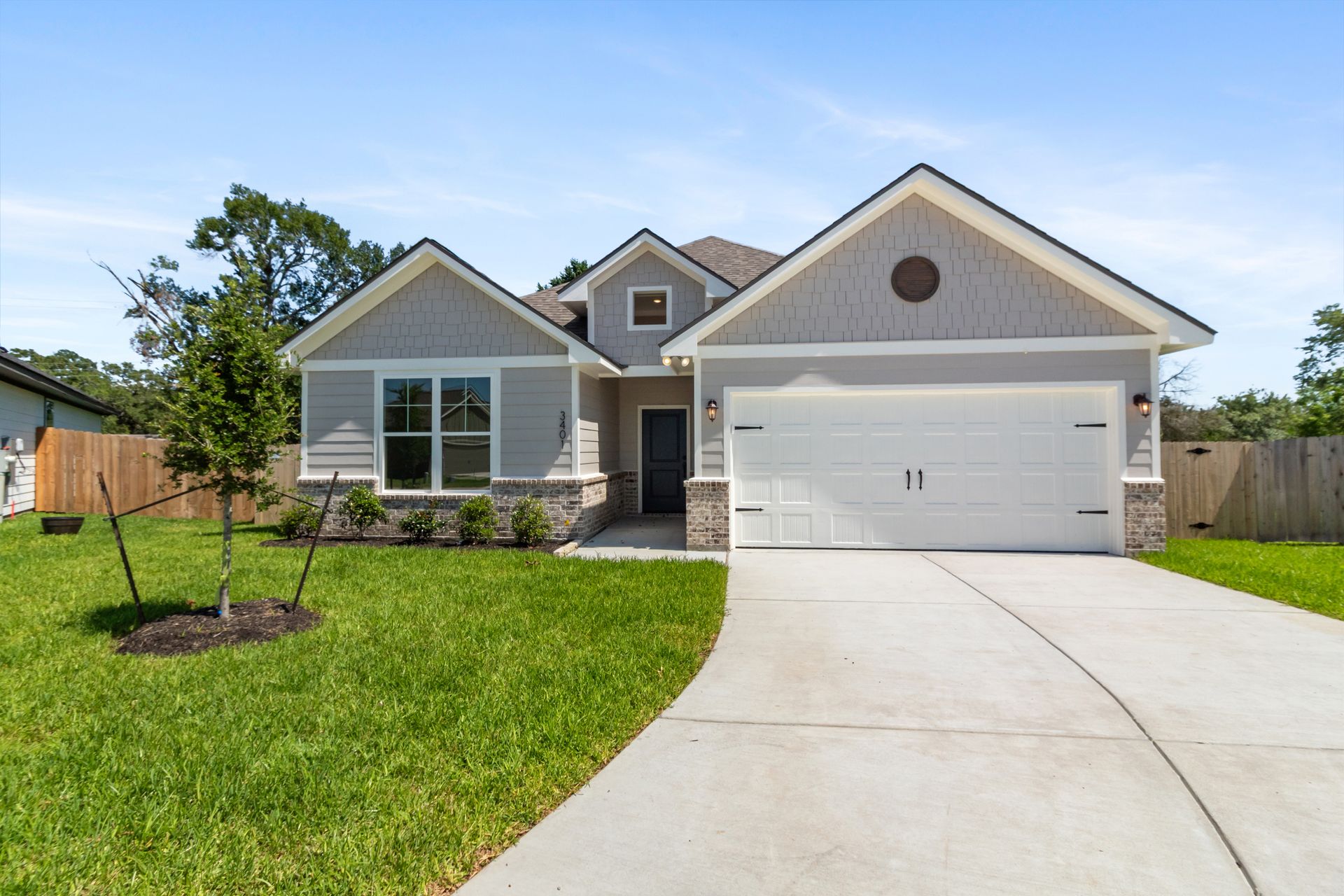 3401 Curry Ct